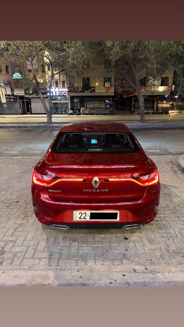 السلام عليكم
للبيع رينو ميكان 

موديل2023 

خليجي وكالة ليث العبيدي مكفولة كفاله

كير مكينه بحاله الوكالة

مكينه1600

جديدة سيارة مناقصها شي 

السعر135وبيها مجال

مكاني بغداد السيدية

الاستفسار***********
