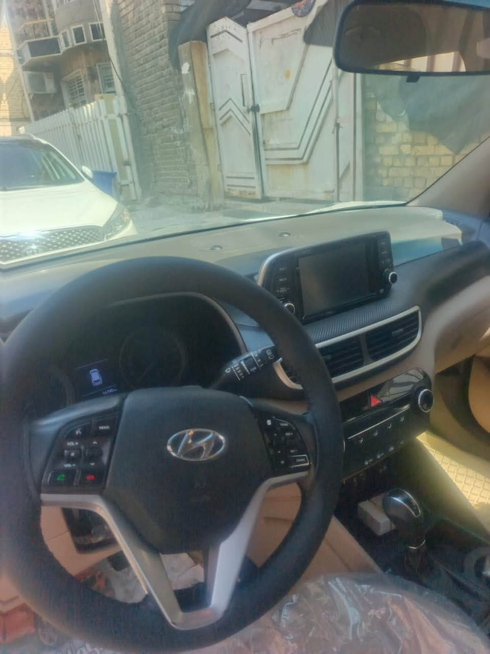 توسان الكاصد 2020 خليجي رقم بغداد ماشيه 96 فول قماره حديد بيه صبغ قبغ الجنطه سعره 183$ مكانه بغداد الرصافه للتوصل اكثر اتصل 
***********
