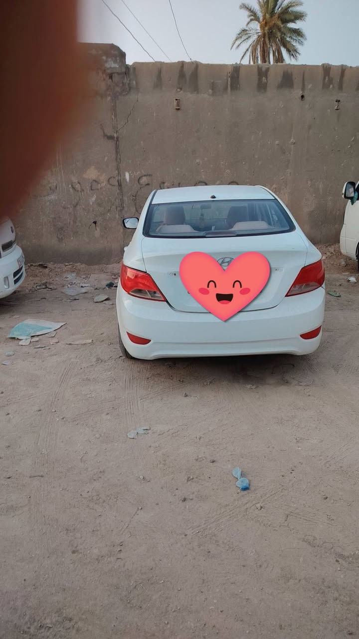 سياره أكسنت موديل ٢٠١٦ للبيع السعر على خاص وأني مكلف بل نشر هاذا رقم صاحب ساره ***********
