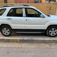 سبورتج للبيع موديل ٢٠٠٩ مكان بغداد الحسينية هاتف ٠٧٧٣٣٣٦٤٩٣٩ خليجي ١١٨