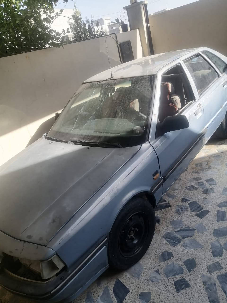 رينو جنطه موديل 91 سنويه عضم 26 كاربون متوقف شرعي موجود شرط التحويل محرك وكير شرط بس عينه وكلج يرادلها هسه تشتغل بس عينه وكلج الكير ماينمر 
السعر 12 ورقه 
الاستفار اكثر الاتصال عل ارقام التاليه 
***********
***********
