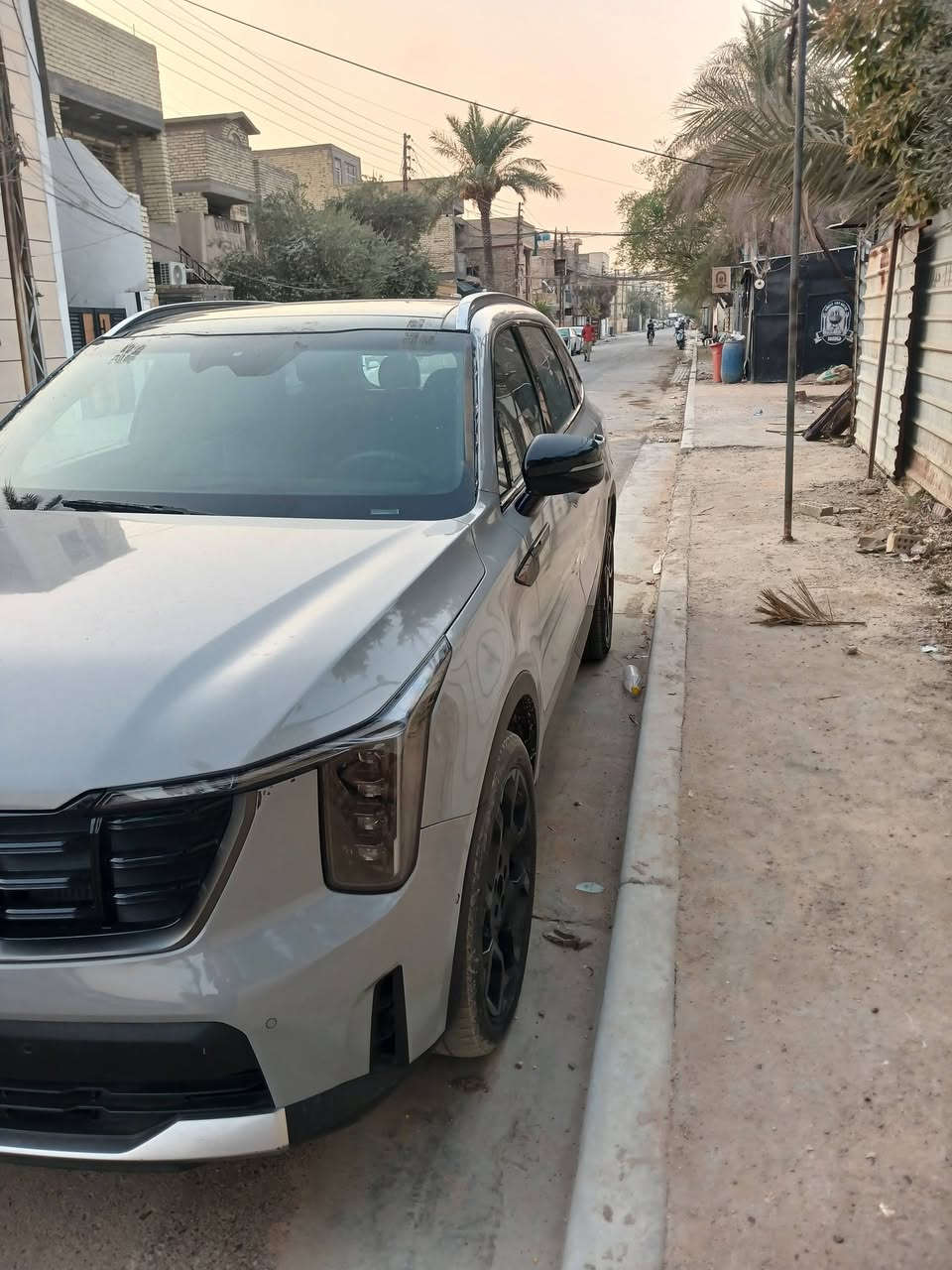 السلام عليكم سورنتو للبيع
2024وارد امريكي 
فول مواصفات 
7راكب 
ماشية تسعة الف 
كتاب شهداء 
بعدها ما مرقمة 
بيها شغلات بسيطة 
مكان الدورة 
رقم الهاتف 
***********
