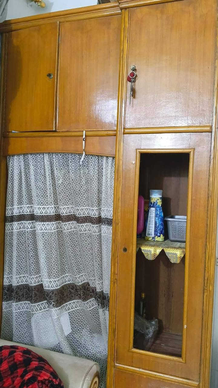 غرفة صاج • مراية مكسورة • ٢ونص