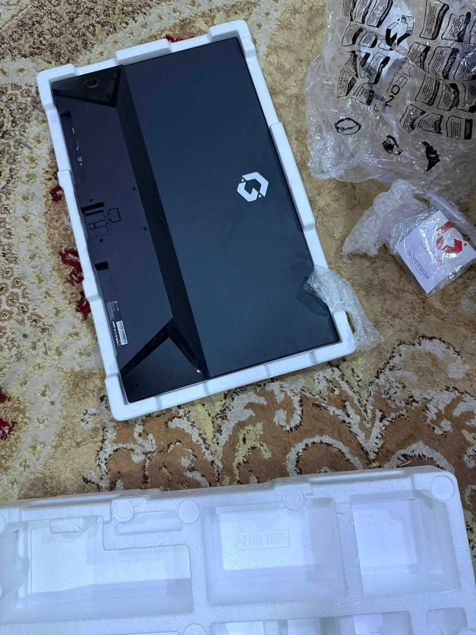 شاشه كيم اون 27بوصه استعمال 3 ايام للبيع السعر جديده ب225
رايده ب175

المكان نجف حي حامعه
للتواصل ***********

