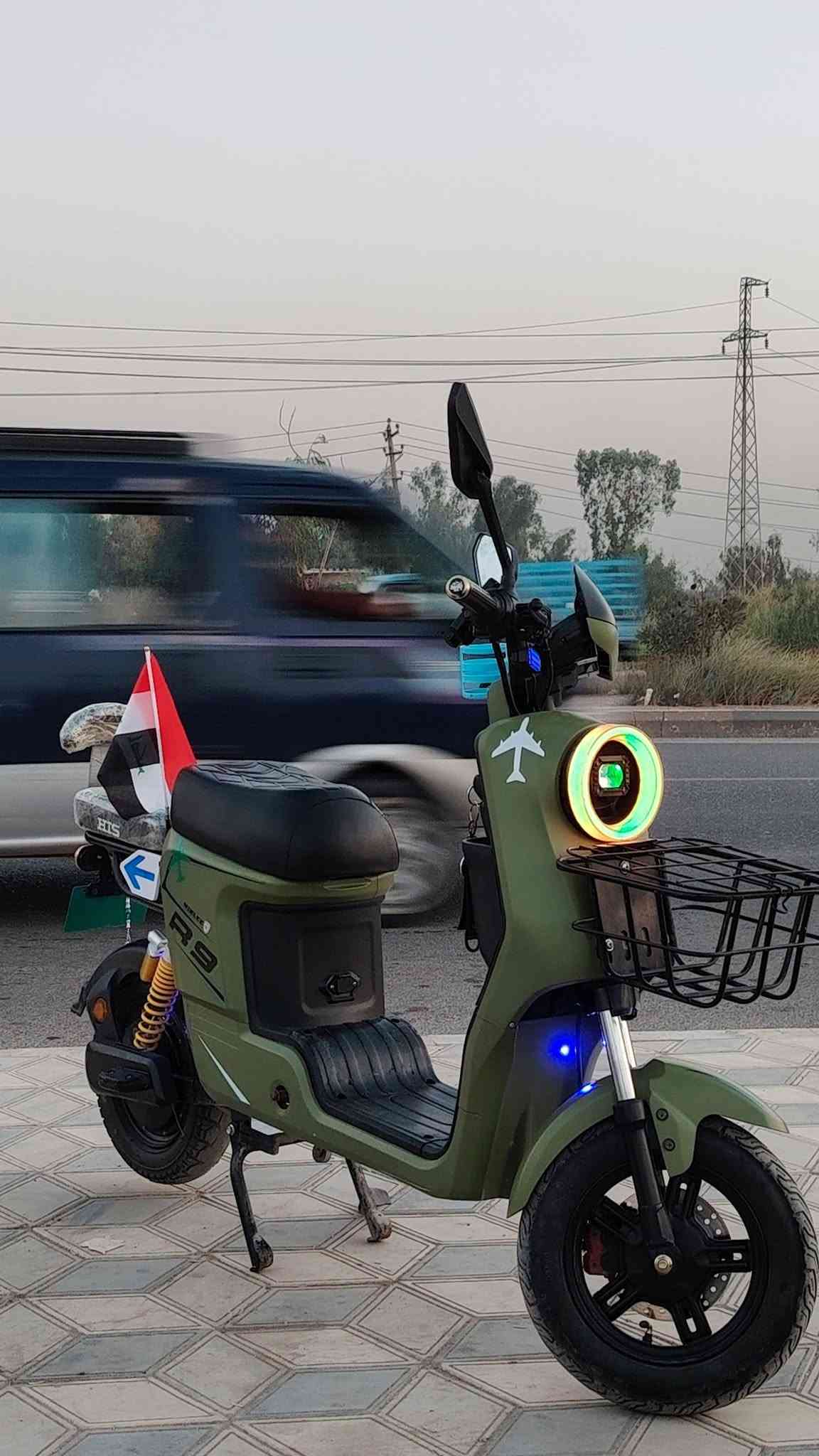 R9 • ٥ بطاريات • مدى ٣٥-٥٥كم