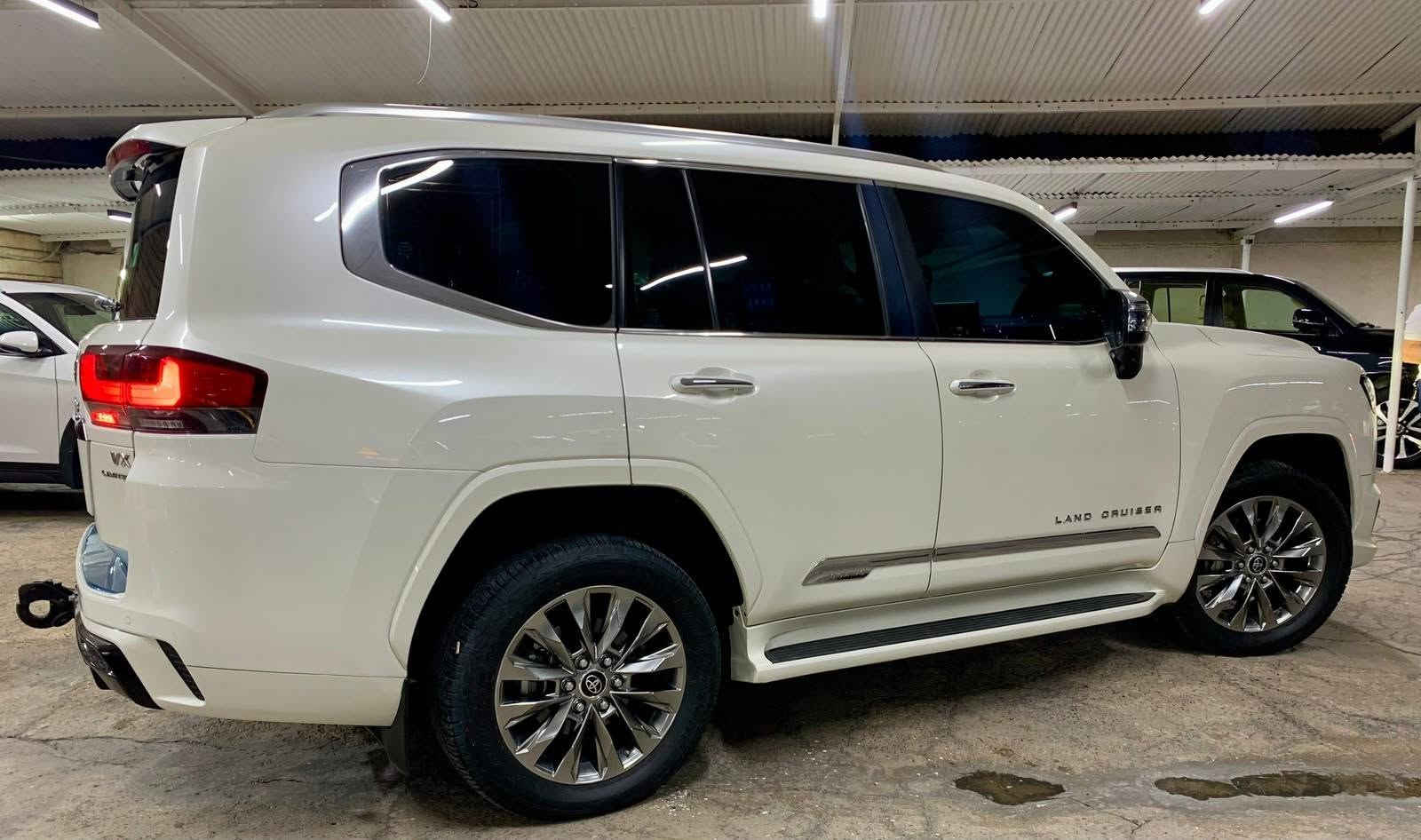 لاندكروز VX
2023
ساس كفالة عامة 
ماشية 55000km
باج تضليل شمالي 
تحويل ثاني يوم 
للأستفسار 
***********

