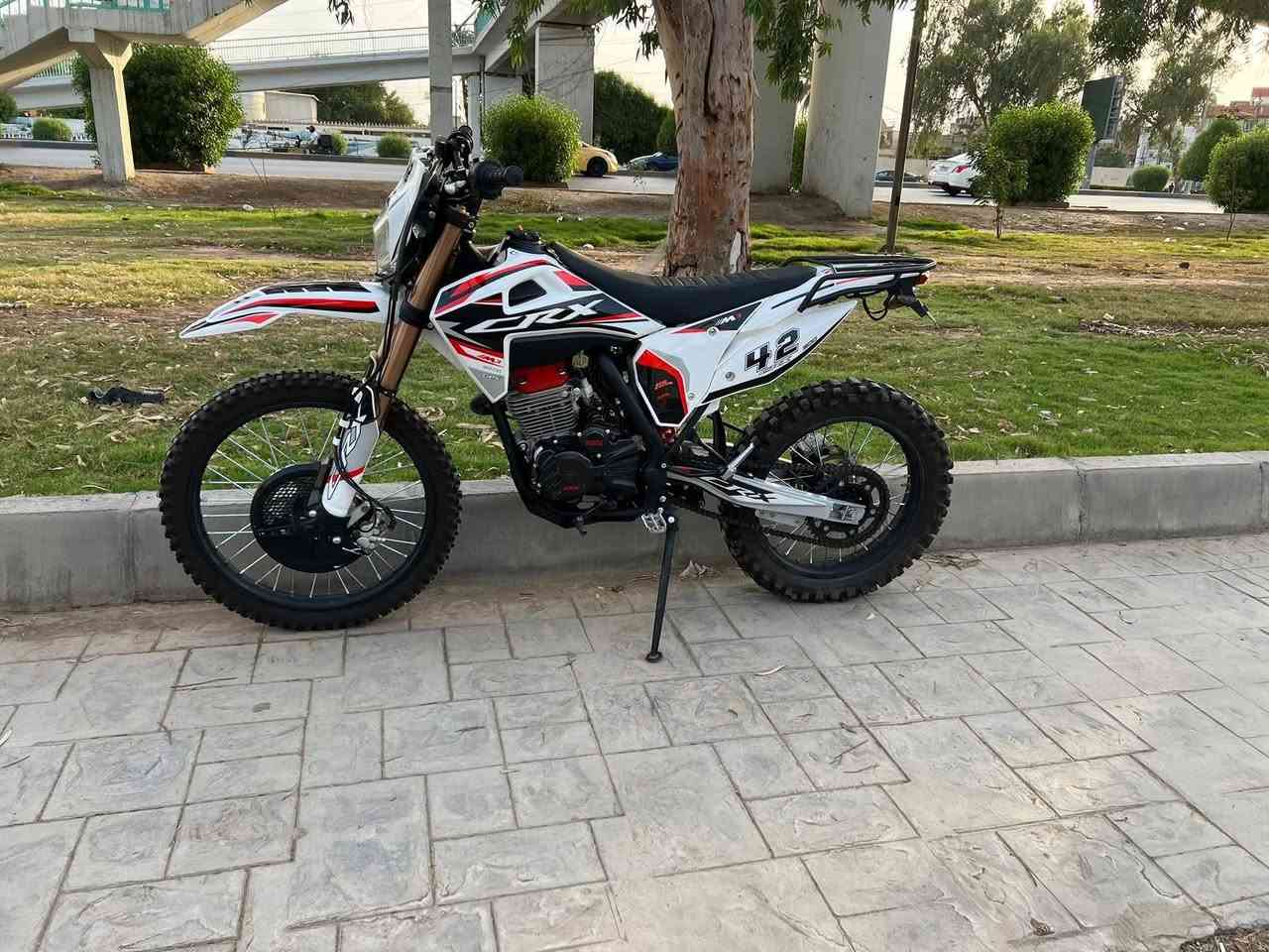 Crx 350 4v
س ار كس ٣٥٠ ٤ ولفات 
دراجه زيرو بعده وضع شركه 
كفاله عامه 
استخدام اقل شهر 
مستبدل دهن مره وحده 
السعر لاخاص ولامستعجل ( سوالف القفاصه )
مليون و٩٠٠ وبي مجال لمشتري 
دراجه وضع شركه وصور كدامك تحكم 
مكاني بغداد الكرخ 
***********
