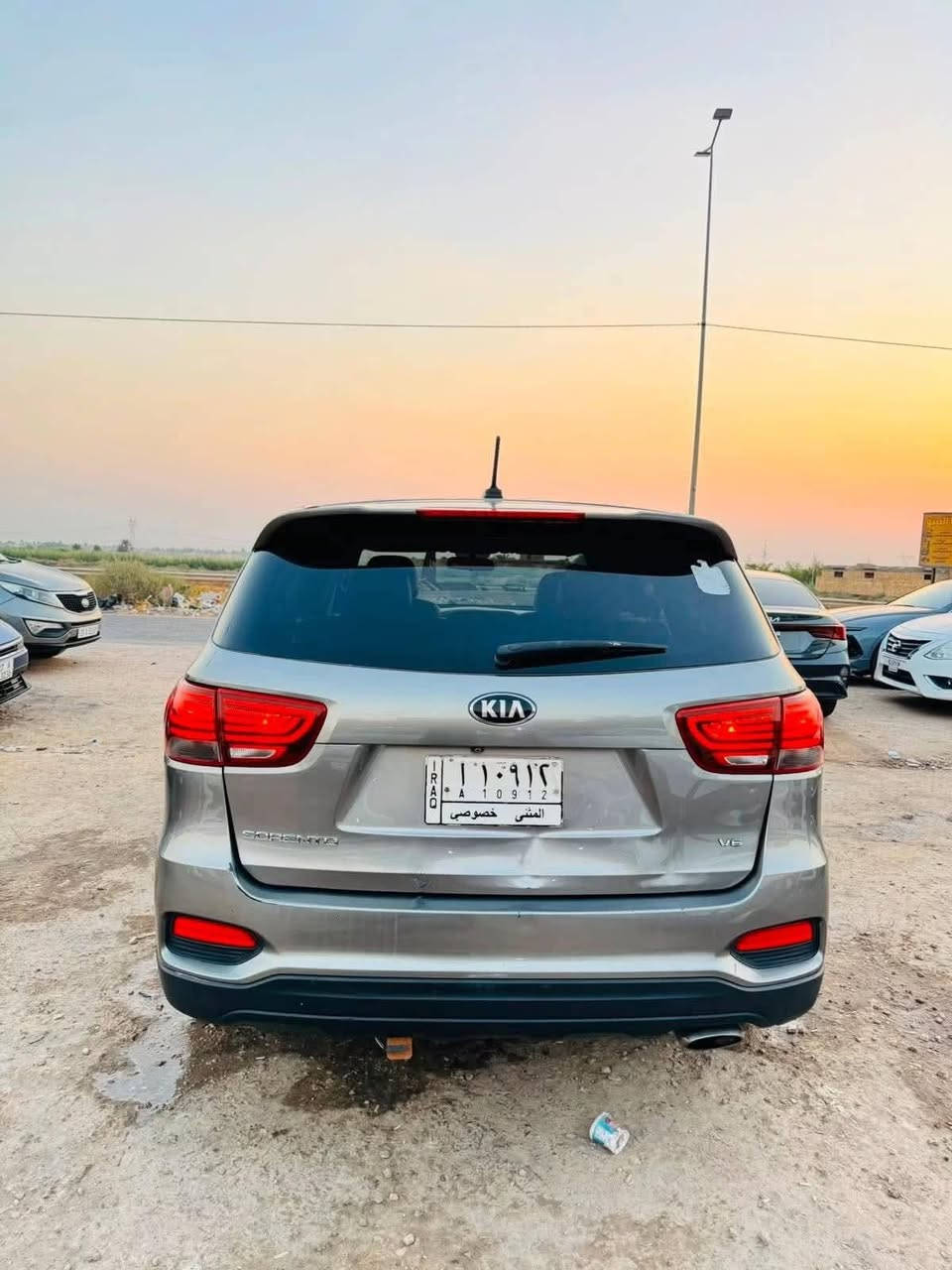 كيا سورنتو موديل 2019 امريكي 
مرقم مثنى حره تحويل مباشر 
الضرر تبديل بنيد ًوصبغ قطعتين فقط وبدون عابر
7 راكب 
حجم المحرك 3500
السعر 163$وبيها مجال
العنوان السماوه مركز 
التواصل ***********
