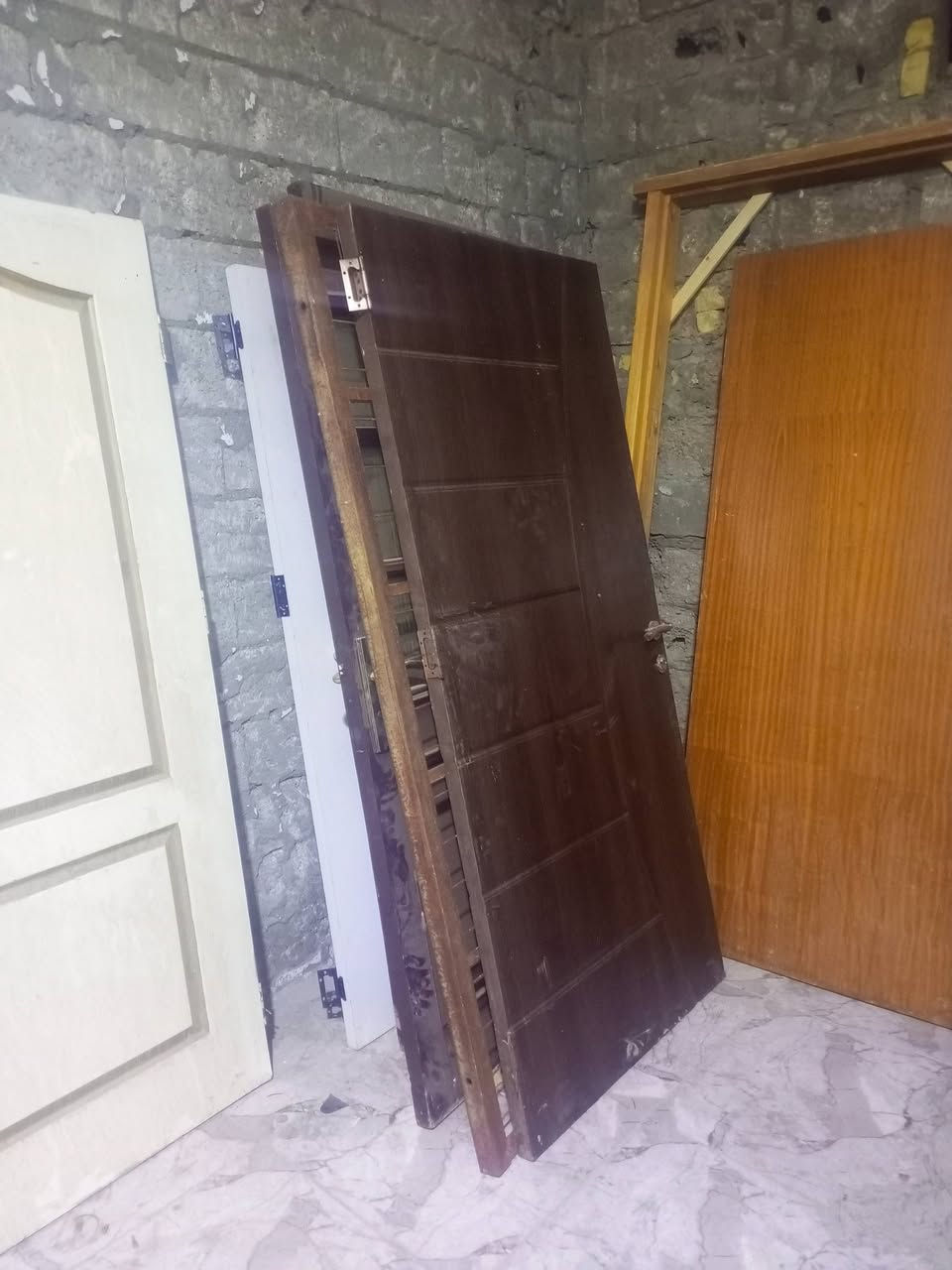السلام عليكم ورحمة الله وبركاته 

الى اهل السماوة الكرام 

انشالله راح نتواجد في سوق السماوة 

سوق الجمعه قرب مؤؤسسة السجناء 

بظبط نتواجد يوم الجمعه فقط 

من الساعه ال5 صباحأ والى الساعه 12 ظهرأ 

عدنا بيبان نوعيات صاج سادة وعدنا نوعيات 

تركيه وعدنا بيبان حديد غرف وعدنا بيبان حديد مال برانيه

الاسعار متنوعه من الرخيص الى غالي 

واليريد بيبان خلي يحظر القياسات مالاته 

واحنه برسم الخدمه واليريد بيبان مع جراجيب 

واليريد بس جراجيب احنه بالخدمه 

رقم الهاتف *********** واتساب

رقمي الثاني *********** واتساب 

حظرونه القياسات الجمعه اذا الله راد احنه 

يمكم انشالله والتوفيق من ربي العالمين 

متواجد على الواتساب فقط
