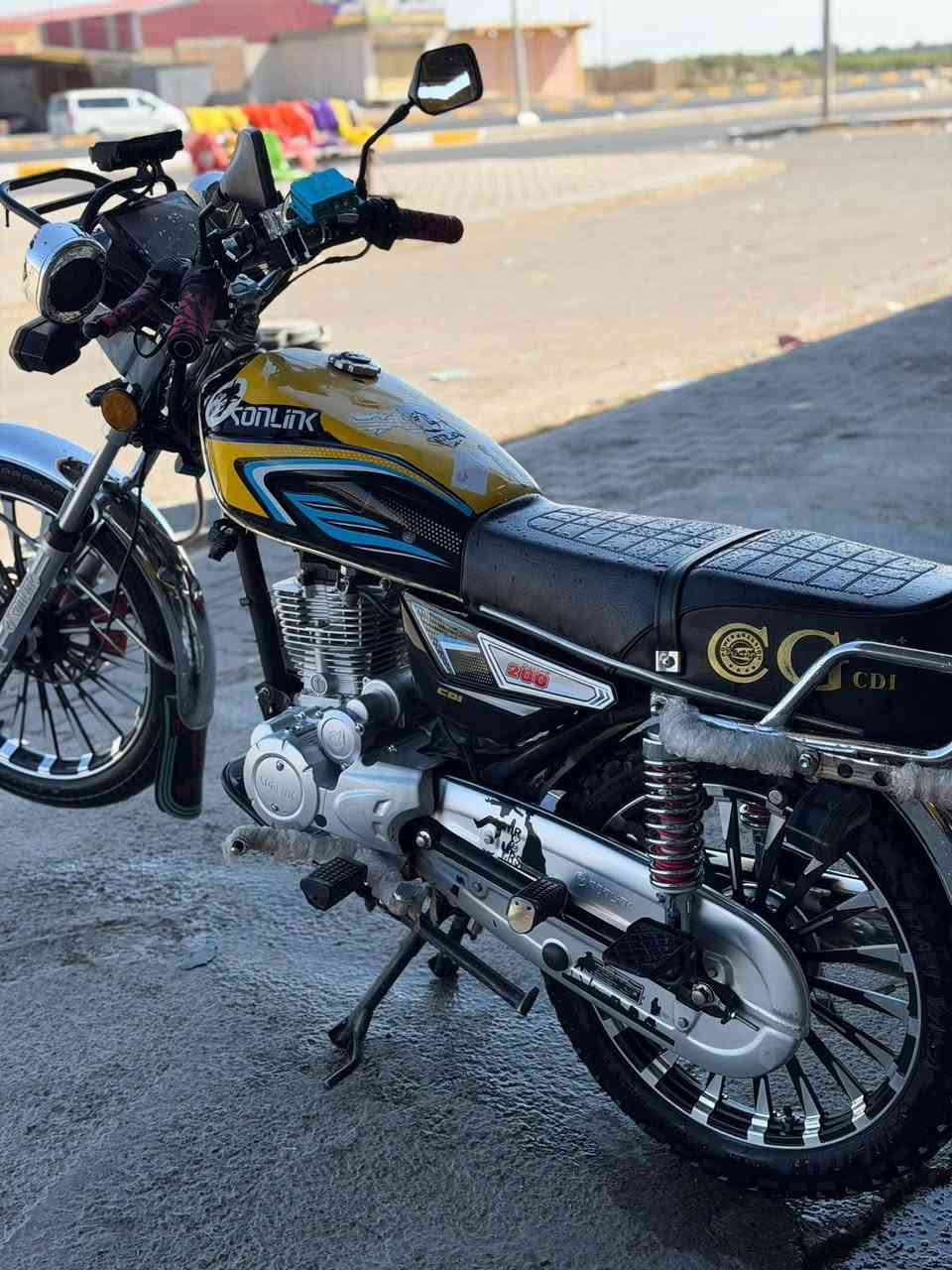 البيع دراجه سيفان25 شرط مكفوله بصمه تشغيل وفتح وقفل محرك200cc نشاط فولل سعر 850وبي مجال لمكان بيجي رقم‏.      ‪***********‬‏
