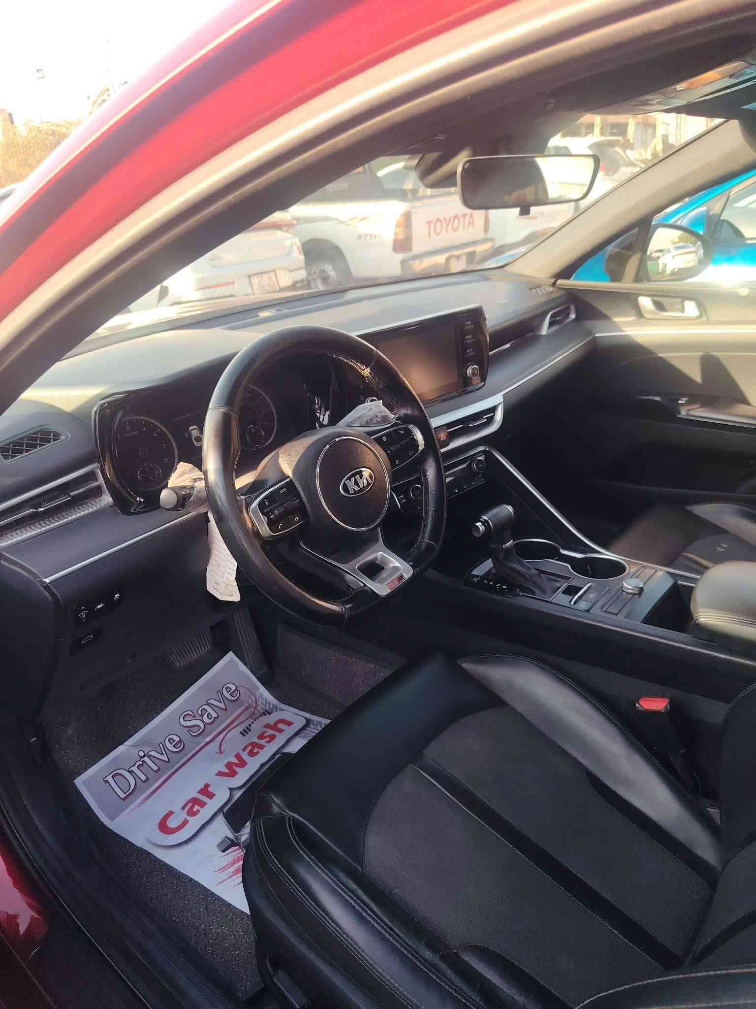 كي فايف مديل 21 محرك 1600 تيربو
فول من عدا الفتحه
معوقين قادسيه يسوي وكاله 
بيها جاملغ الأيمن مبدل والبنيد
السعر 125  اي ستفسار تصل *********** مكاني رميثه مكلف بنشر لحد يراسني
