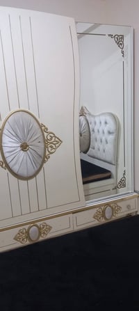 غرفة نوم ملكية • ٧ قطع • دوشك نفرين