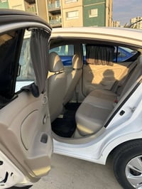 صني • ٢٠١٧ • ١٢٠٠٠٠ كم