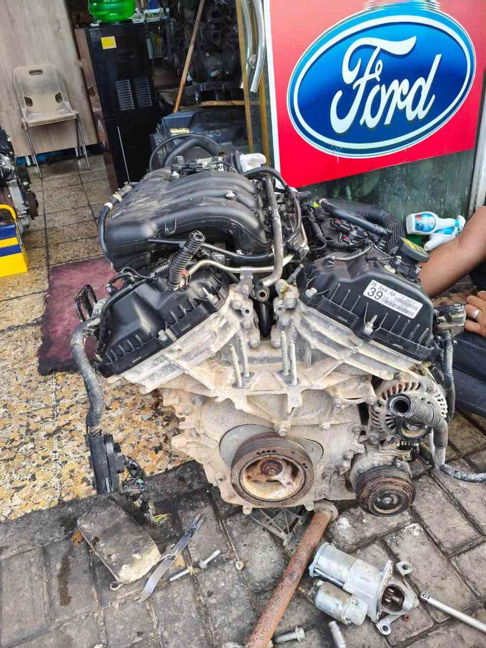 وصول وجبه محركات فورد 6 سلندر 3500 العنوان الطالبية قرب جسر القناة 
***********
