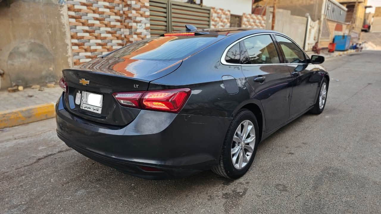 السلام عليكم
ماليبو موديل 2019
وارد امريكي السياره مابيه ضربه بيه طلقات  ومصبوغه اثر الطلقات كلير جاملغ وباب وجاملغ امامي
 السياره نظيفه استخدام شخصي 
مداور ثاني يوم
الرقم   ***********  
او تواصل فيس
