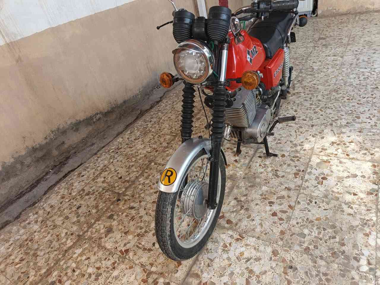 السلام عليكم بسبب الوعود الكاذبه رجاء المو شراي لا يواعد ويشلع كلبي  ***********
السلام عليكم من رخصه العزيز مدير الكروب المحترم امزت 82 تعمير جديد كصه 3 صالنصه وعكس جدد الدراجه بدون بيه الخشم مبدل جديد وصوب واحد جوه الكشن كهربائيات كله شغاله تايرات زوج جدد  عنوان واسط قضاء النعمانيه  للاستفسار غير متواجدالاتصال على الرقم سعره  مليون 400 وبيه مجال للشراي   @
