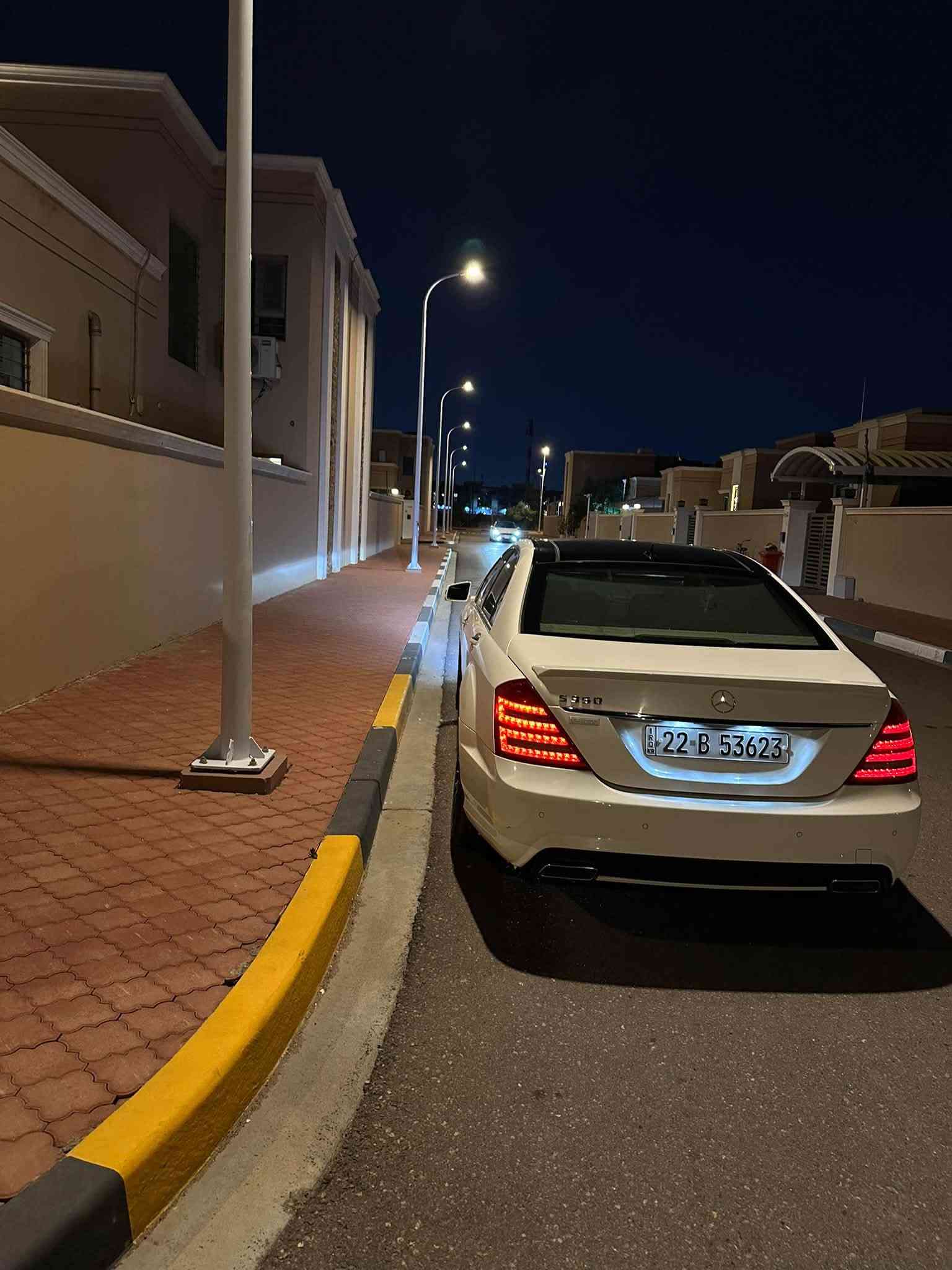 #مـارسـيـدس  اس كـلاس S350
#مـــوديـــــــل / 2012

#خـيـلـجـيــة 

#عــداد_الـمـسـافــة / 167 الـف 

#لــون ابيـــض مـيـتـاليــك الـداخــل مـشـمـشي
________________________

🔥 ثلاجة خلفية  
🔥هيدروليك ( صعود تخفيض السيارة)
🔥بانوراما 
🔥داخل بيجي Vlp 
🔥أبواب شفط 
🔥خمس بردات 
🔥محرك 6 سلندر 350s
🔥 ناظور ليلي (night vision)في الشاشة الامامية لعرض الطريق
🔥 أنارة داخلية متعددة
____________________________

علما ان ( سيارة وارد خليجي  )

محرك وگير وحدادية وكهربائيات (صفر مسج)بدون أي خلل محرك وكير مكفولات بشرط السيارة جديدة لوك..
 

السيارة صبغ فقط هلال خلفي والجاملغ الامامي بارد قليل

#الـعـنـوان / بـصرة 

#الـهــاتــــف /***********
