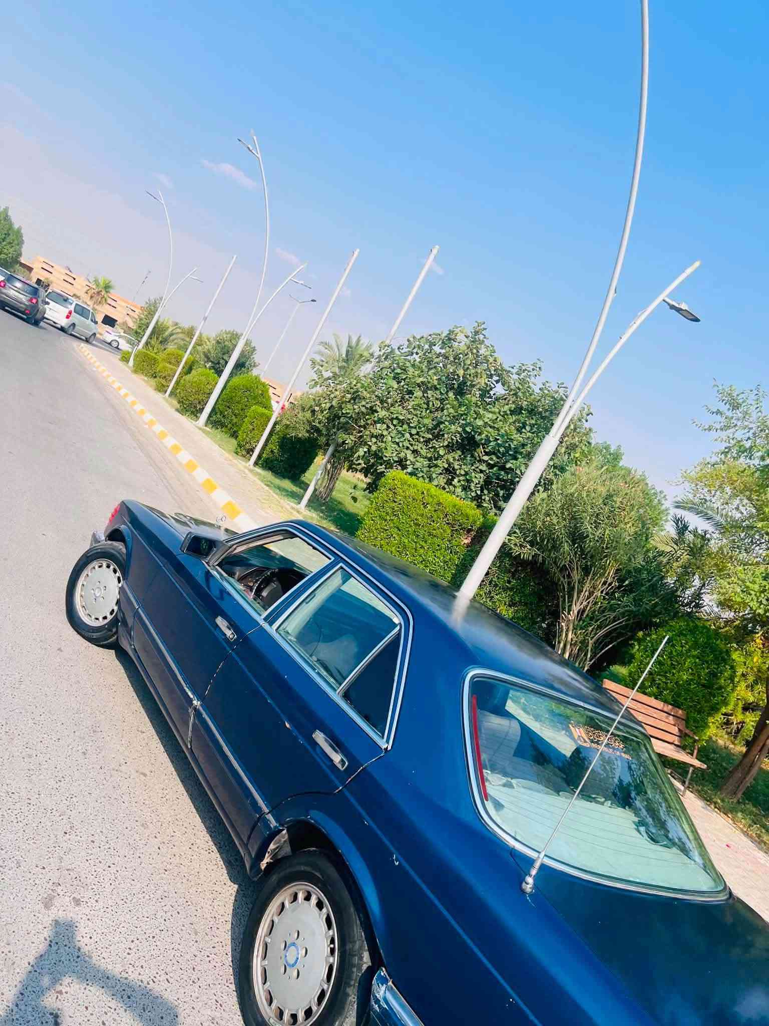 مرسيدس 300se
كير محرك vvt
سياره بسمي سنويه 31 هزه جديده بسمي شرط التحويل 
تبريد نقص فريز ابيع ما يشتغل 
سياره ينقصها ترتيب شويا 
45 وبيها مجال 
مكاني تكريت 
*********** تكريت, صلاح الدين
