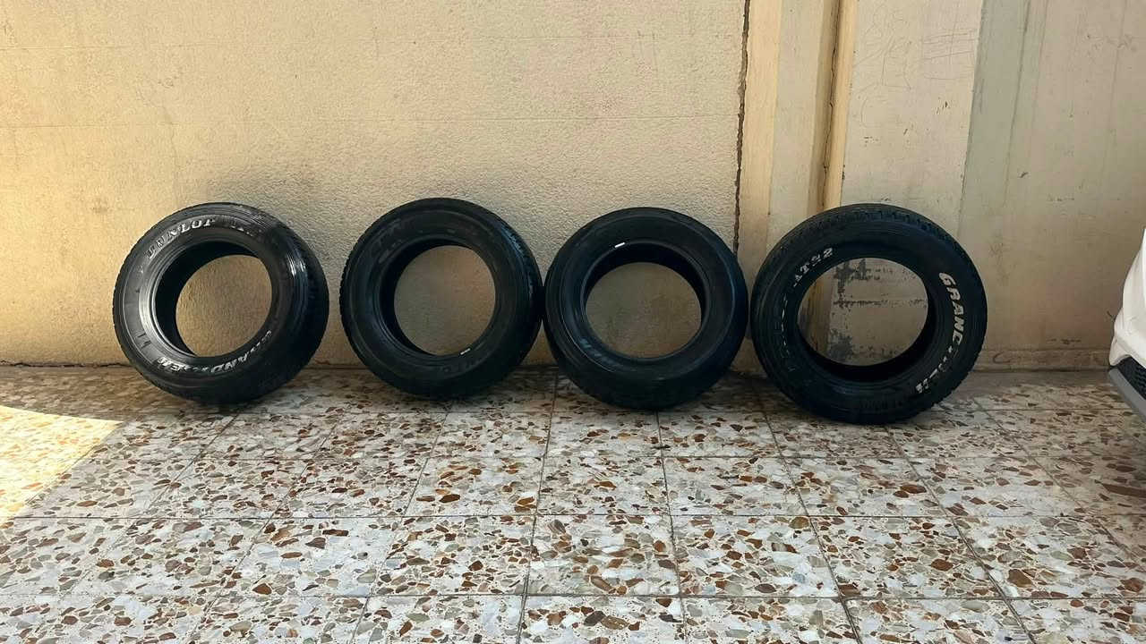 سلام عليكم تخم تاير لاندكروز دنلوب ياباني قياس 285-60R-18مستعمل السعر 250 الشراي يتواصل واتساب ***********
