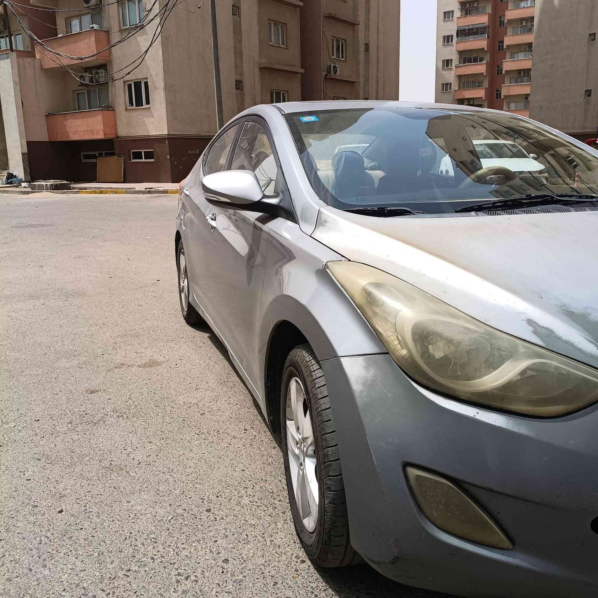 السلام عليكم 
النترا 2013 خليجي GLS

محرك 1800دوش

اشاير بلمري. فتحة سلايد

كير مكفول 6 نمر  و محرك جديد و تبريد ثلج جديد

تخم تايرات جديد نكستن 

سنوية باسمي جديدة و ماعليها غرامات

رقم انكليزي بغداد جديد

حدادية جديدة 

الدشبول  الخلفي مكسور

و الطخات موضحة بل صور جاملغ الخلفي عكس السائق 

وحادثهة بنيد وجاملغ ما واصل للشاصي 

مكاني بغداد الجديدة ***********-***********

السعر 95ورقة
