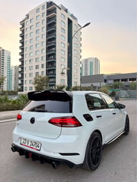 غولف GTI • ٢٠١٩ • مكينه ٢.٠ تيربو