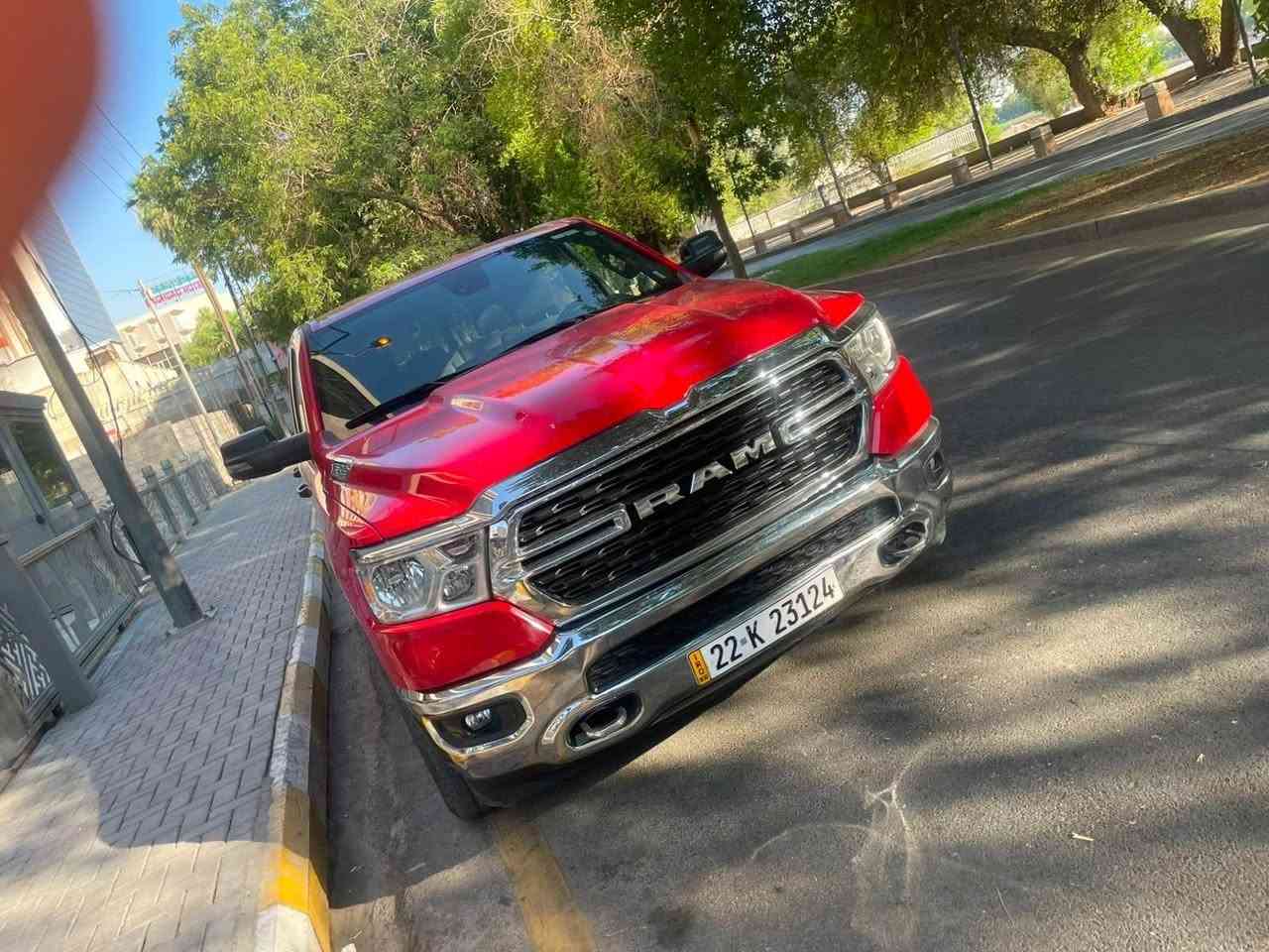 سلام عليكم 
 RAM. 1500 BIG Horn
موديل 2023
مكينه V8 5.700
باب طويل بدي قصير 
رقم اربيل بأسمي تحويل مباشر 
وارد امريكي بدون حادث بدون صبغ بدون بارد بدون تعديل 
ماشيه 26000 mi
مواصفات ال بيك هورن 
شاشه جبيره تدعم كار بلي 
حساسات خلفي امامي 
نقط عمياء
كشنات تدفئه + ستيرن تدفئه
باقي المواصفات المعروفه
كير مكينه تبريد صدر ايرباكات بحاله الوكاله  سياره جديده ترقيم علا ايدي  سبير منازل. عده كامله 
سياره مكانه بغداد بدوره 
*********** موجود واتساب 
سعر 310 بغداد, العراق
