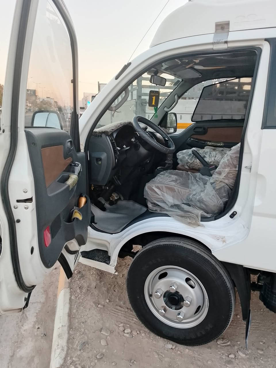 سلام عليكم كيا فحل البيع موديل 2024 سياره جاهزه تحويل ثاني يوم تحور 14 رقم بغداد مكان واسط مركز مدينة ***********
