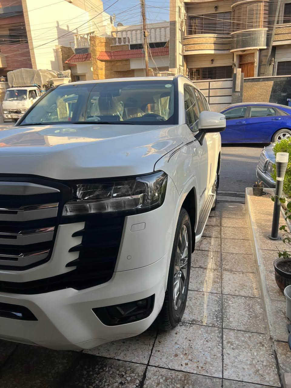 لاندكروزر GXR • ٢٠٢٤ • كفاله عام