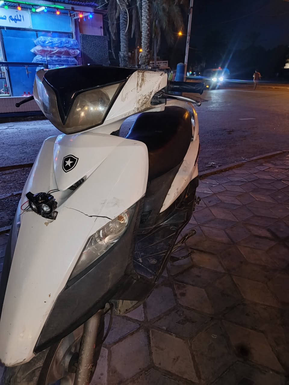 سلام عليكم دراجة ثعلب GTR بلادية ممفتوحه كفراتها ختم واحد كهربائيات نضيفة شلعة معدل عالمية  مابيها اي نقص دراجة خير من الله مكاني بغداد الشعلة.السعر 500وبيها مجال رقمي. ***********
