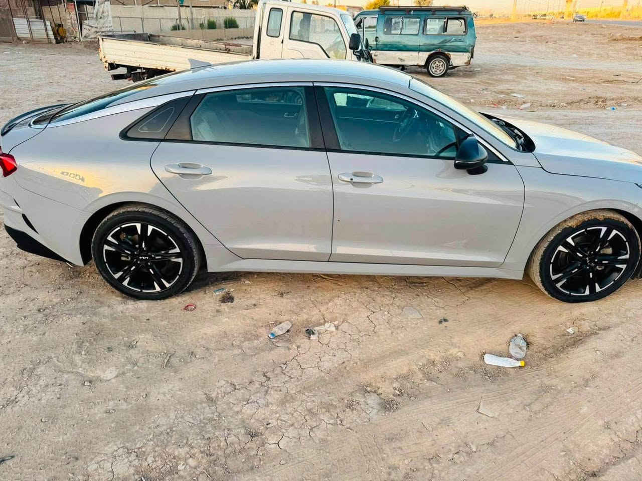 التفاصيل بصور شباب
للاستفسار اكثر *********** 
مكان السياره طويريج رقمها بابل معوقين بعد شهر وتنفك يعني تعتبر حره هيه🤎
