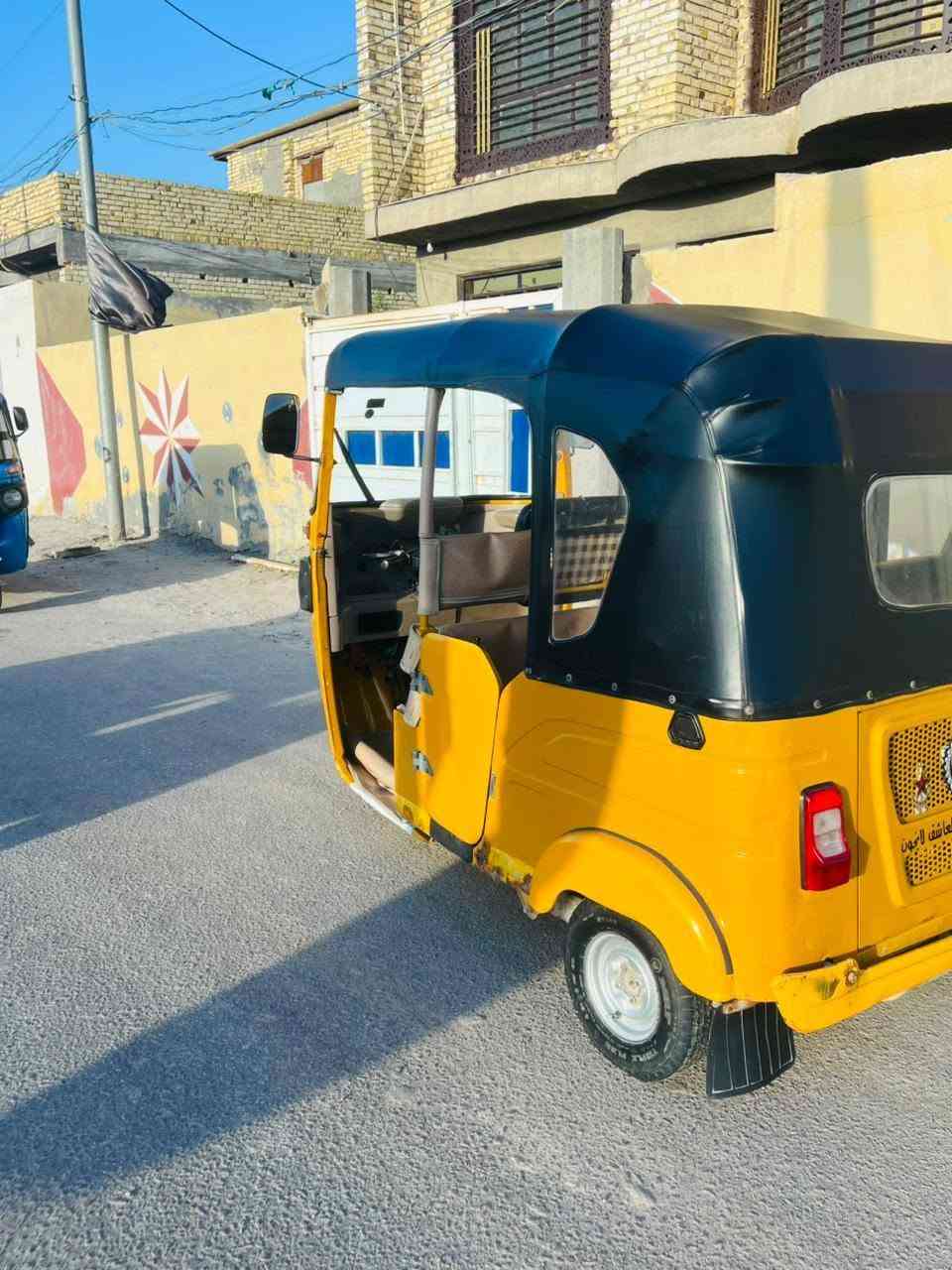 السلام عليكم تكتك للبيع موديل واحد وعشرين أوراق اصولي خالد وصادق مكاني بابل قضاء القاسم رقم الهاتف ***********
