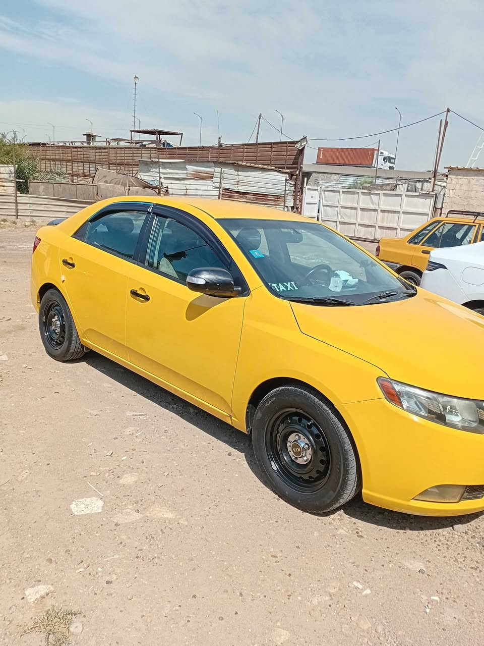 السلام عليكم البيع كيه فورتي موديل١٢ ليبل واحد  لبنيد نفسه مصلح كير مكينه تبريد خير من الله منضومه غاز السياره جاهزه من كلشي السعر ٨٧  التصال بالرقم ***********  اني مكلف بلنشر
