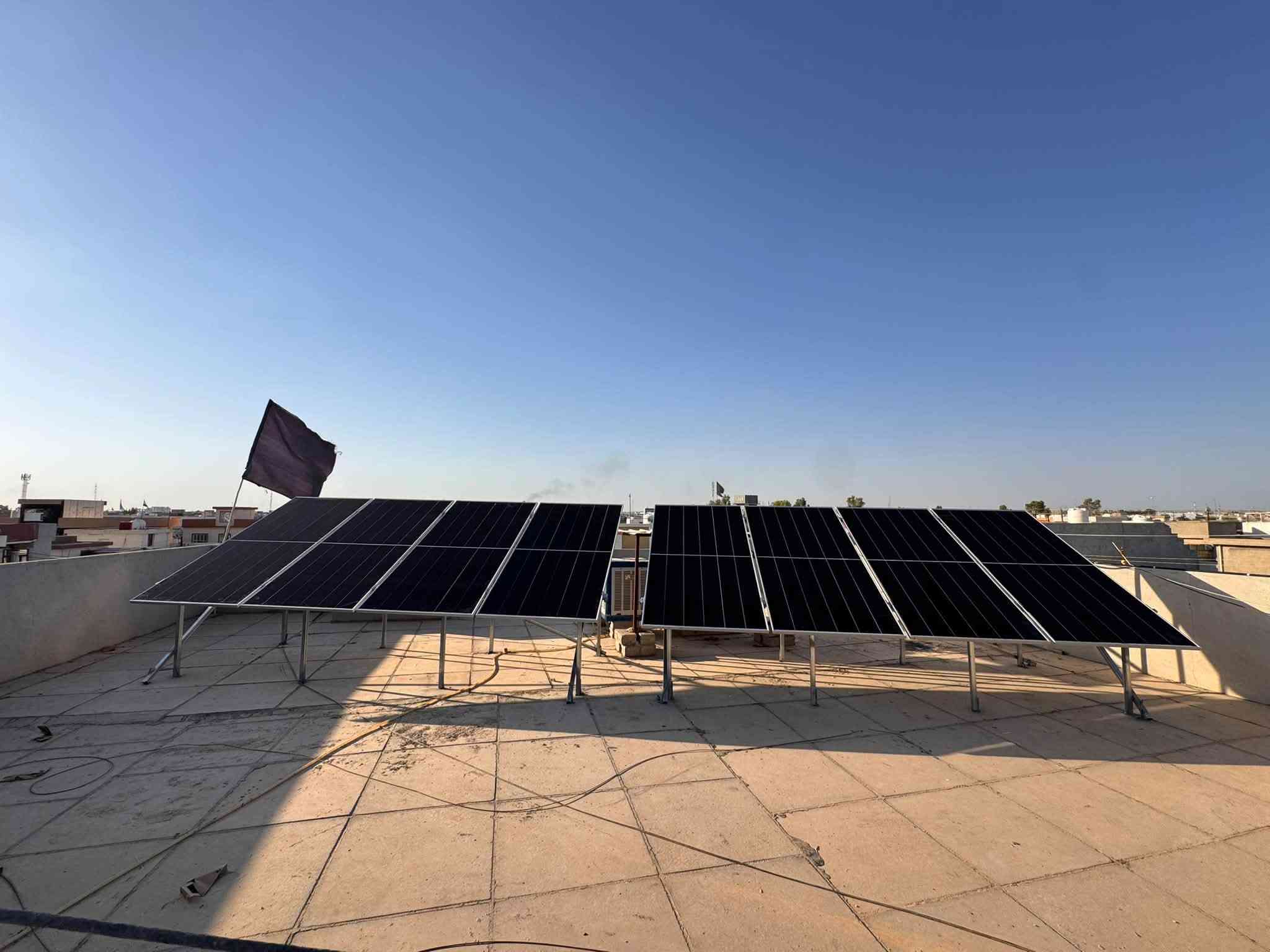 بطارية EVE ١٦kWh • انفيرتر Solis ٦kW • ألواح Jinko ٦٥٠W