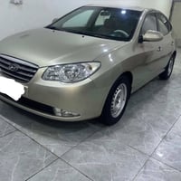 اخوان عندي سوناتا 2009 نضيفه بس بيها جراد قليل ماشيه 140 ألف هذا رقمي ...