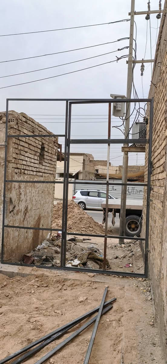 باب • للبيع