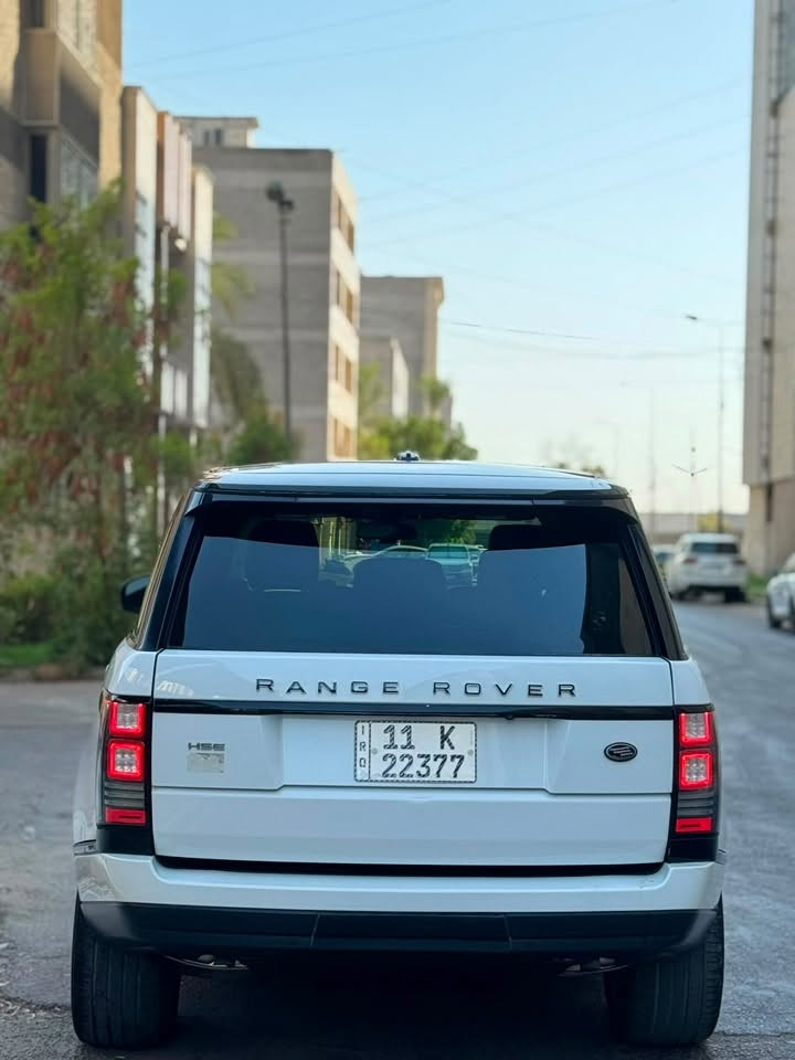 السلام عليكم
Range Rover Vogue HSE 2014 

ضرر تبديل باب و نص البنيد صبغ 

6 سلندر سوبر چارج  بانزين

المواصفات:

ابواب شفط 

سقف بنوراما 

نظام تعليق هوائي 3 وضعيات (جكات تصعد وتنزل اوتو +يدوي )

7 مودات قيادة 

شاشات عدد 2 (وحدة للترفية والتحكم والتكييف والاخرى للقيادة وعدادات الديجتال ومستويات السيرفز والضبط )

شفتات بالستيرن للقيادة الرياضية

قيادة ذاتية 

اوتو ستارت 

اوتو بارك 

اوتو هولد

محدد سرعة

محدد سرعة
أوتوماتيكي ASL

مانع انزلاق 

سايد بريك اوتو 

نقط عمياء 

5 كاميرات محيطية 

رادارات امامية وخلفية وجانبي 

هيتر بالمري وتعتيم والمري شفط

تغير زاويا الرؤية بالمري عند الرجوع الى الخلف

انارة ليلية وكشافات ضباب ولايت اوتو

خمس بصمات ع الابواب 

صندوق كهربائي شفط

ابواب شفط 

دوسات كهربائي 

نظام معرفة الطقس وماسحات اوتو 

المقصورة الامامية :

تبريد امامي 

تحكم بالتكيف تبريد وتدفئة من الشاشة 

كرسي السائق تدفئة وتبريد 

كرسي الراكب تدفئة وتبريد 

كرسي السائق مساج 

كرسي الراكب مساج

كرسي السائق 3 وضعيات خزن ميموري 

كرسي الراكب 3 وضعيات خزن ميموري 

تدفئة بالستيرن 

المقصورة الخلفية :

تحكم منفصل بالمكيف
 
تحكم كهربائي كراسي

تدفئة  كراسي

انارة محيطية 

انارة ترحيب وختم Rang Rover على الارض 

استفسار📞 ‭***********‬

السعر 21,700 …. الف دولار $

العنوان📍زيونة
