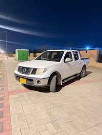 للبيع نيفارا  مكفوله عدا مكينه مفتوحه رقم اربيل  للاتصال  07801347756