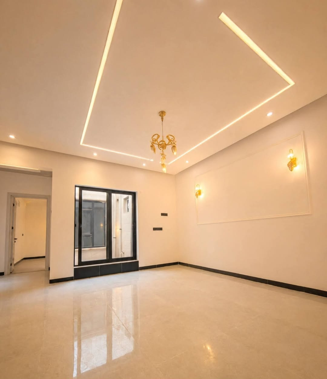 🏡 دار فخمة ملكي للبيع | تكريت – الديوم – منطقة التوحيد ✨

🔥 فرصة مميزة للسكن الراقي والاستثمار

📐 المساحة: 200 متر
📏 الواجهة: 10 متر
📏 النزال: 20 متر
🛣️ شارع الدار: 15 متر

🏠 تفاصيل الدار:
• 4 غرف نوم
• صالة
• استقبال
• مطبخ
• 3 مجموعات صحيات
• سحب مغربي ملكي
• واجهة حجر فخمة
• نظام جزامات
• نظام كاميرات دفن
• نظام إنترنت دفن
• نظام غاز دفن
• نظام دكتات
• كراج سيارة 🚗
• حديقة بيت 🌿
• بناء وتشطيب شغل فول الفول – درجة أولى ⭐

📍 الموقع مميز جداً
قريب من المدرسة، وجميع الخدمات كلها يمك.

💎 دار راقية، موقع ممتاز، وتشطيب يليق بالذوق الرفيع.

📞 للاستفسار..
اتصال *********** ☎️
🏡 مكتب الامين للعقار على شارع 60 🏡
