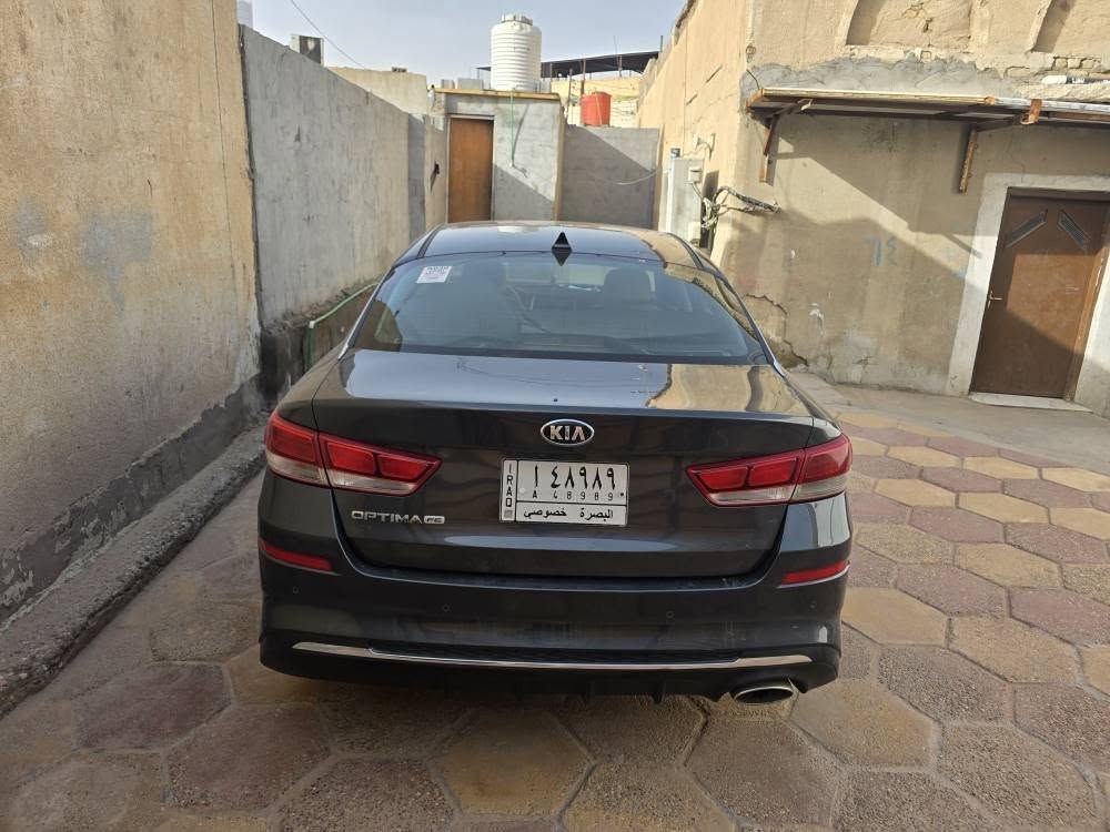 السلام عليكم كيا اوبتيما موديل 20 وارد مريكي حادثها جاملق وبنيد وطخه زغيره بلشاصي السعر 110وبيها مجال الشراي السياره بس راجز يرادلها معوقين وصارت حره والشراي يدلل الاستفسار الاتصال على الرقم *********** العنوان البصره كرمه علي سوق حي رساله البصرة, العراق
