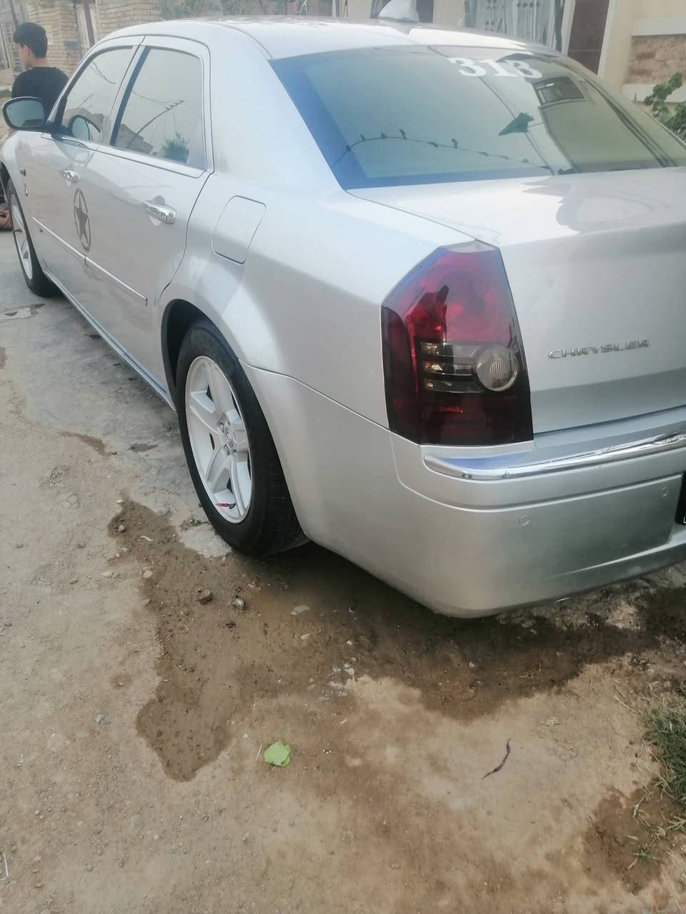 اوبامه ١٠ للبيع ٤٥ قفل باقي تفاصيل هاذا رقمي ***********
