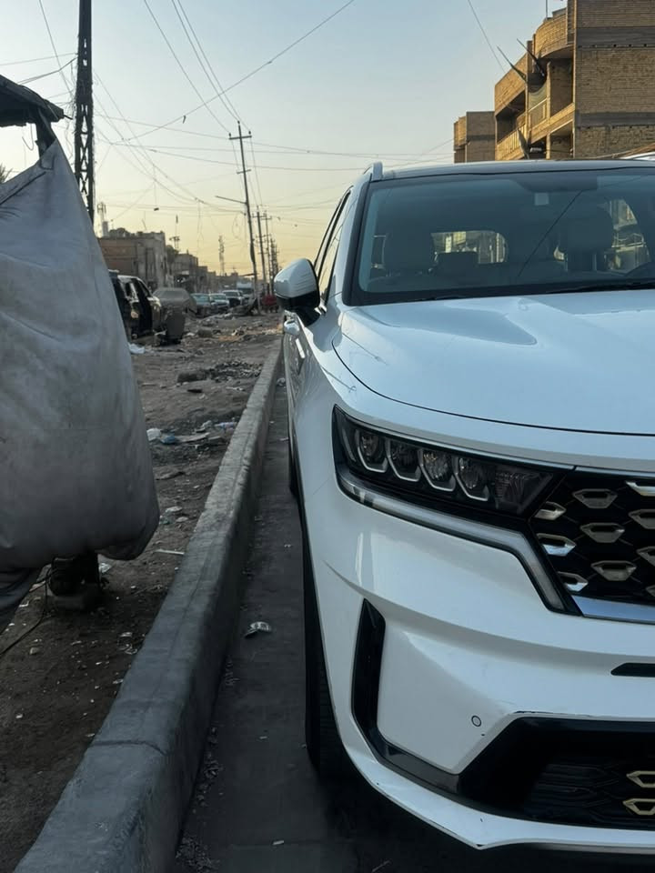 سلام عليكم سورنتو2021 خليجي مكينية3.5 فول مواصفات شباك يشتغل دبل اشارة كير ماوس كشنات جلد مثبت سرعة 7 راكب تبريد منفصل لمقاعد الصف الثالث ستائر خلفية كراسي كهرباء بالكامل فول السيارة ماشية 100 الف بأسمي رقم بغداد سعرها 265 ورقة بيها مجال بسيط رقم الهاتف:***********

