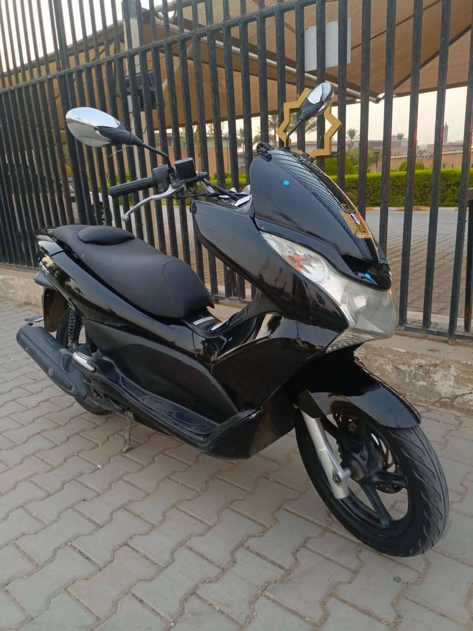 سلام عليكم PCX رمبه ياباني jf مكينه بلادي ممفتوحه شرط علفحص ناعمه حيل استان حساس كهربائي كفاله عامه السعر مليون او 300 بيها مجال اورق المعرض موجوده مكاني بغداد اعطيفيه ***********
