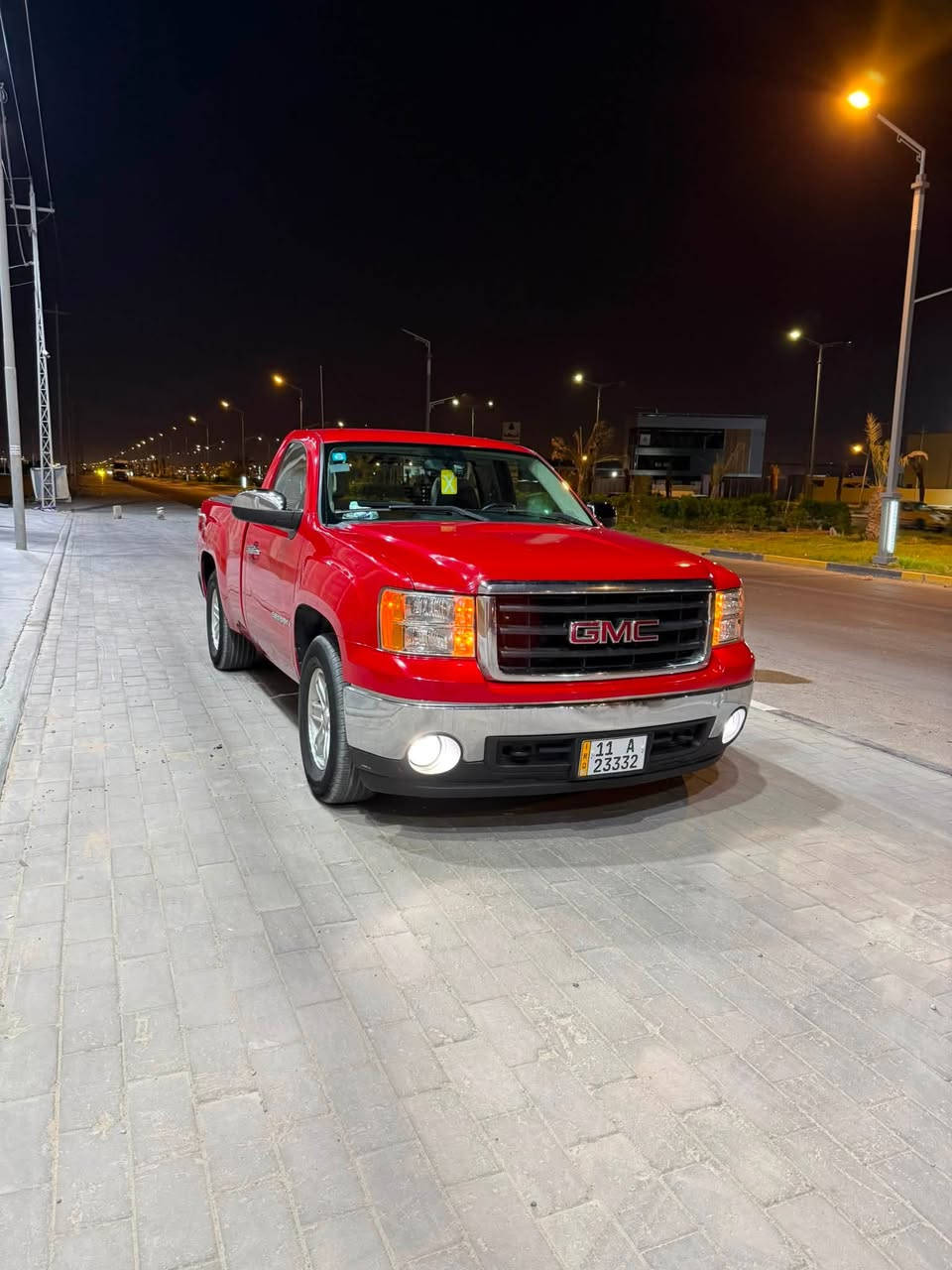 سلام عليكم شباب للبيع GMC سيرا تك قماره  بدي گصير
مديل 2008 خليجية 
رقم بغداد باسمي رقمه حلو تحويل ثاني يوم 
السياره كفاله عده البارد باب السايق والمدكر السياره كلش نضيفه تخم تاير جديد بل كارتون ويل توني شديته 
والباقي كله بشرط غرفته حلوه وجاهزه السياره حداده توني كله بدلته 

عليه تسكيرة بدي سلايت كلش حلوه
عليه برمجة كراج ميلاين محمد لأماني
عليه تهبيطه كلش حلوه وناعمه
اخوان التفيده السياره بخدمته ويدلل تشوفه غاليه عليك اتركه 
 
مكاني بصرة 
***********
سعرها 175 وبيه مجال قليل
