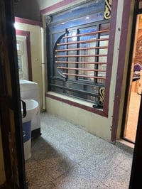 دار رهن في حي الجامعه خلف فران الصمون مقابيل السلام  ١٠٠متر  طابق واحد...