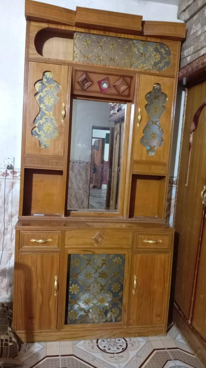 للبيع غرفه نوم خشب سعر ٨٠٠
المكان الرمادي طاش حي جامعه
*********** بي اوتساب فقط
