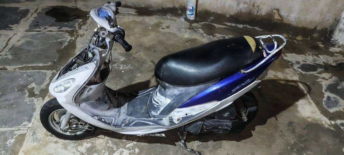 ماكس منغولي للبيع كصه حاويه اخذته قبل شهر وطخيته طخه بصيطه شغاله عله وضع الشركه عوزه تلحيضات بلكفر الشراي بخدمته ***********
