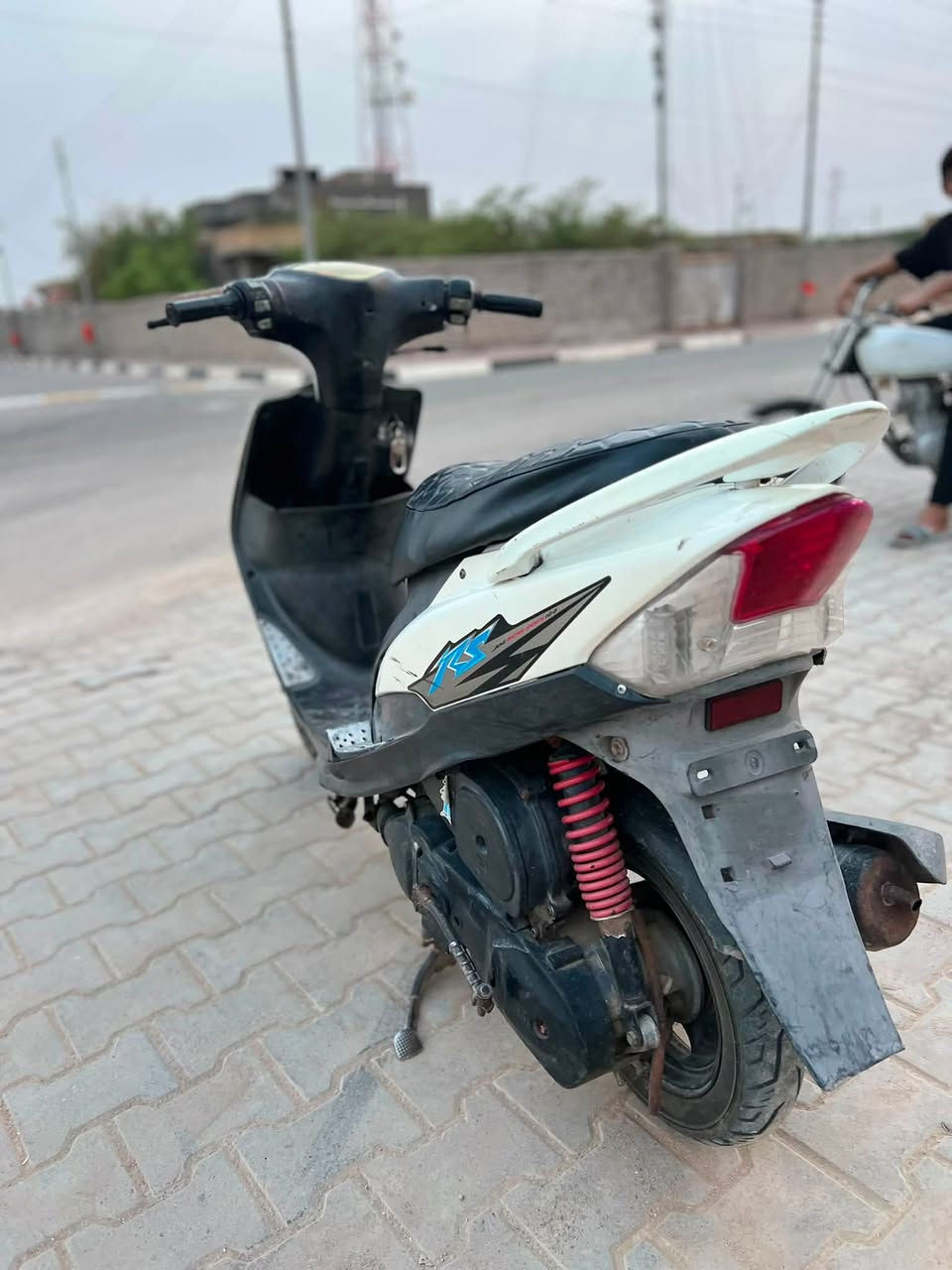 ماكس عدله للبيع

دراجه خير مـטּ الله ماناقصهاا شي نكره سلف بكل وكت اشاير لايت عالي ناصي اصطاب هورن شلعه ومعدل خير مـטּ الله  نصافه كدام عينك مكينه مفتوحه مره وحده خرسه سعر 525 وبيهاا مجال مكاني الكرنه تواصل ۤ؏ *********** مامتواجد فيس
