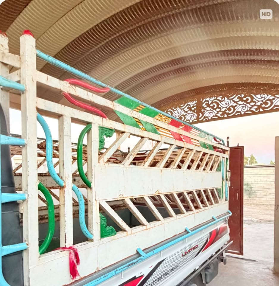 محجل جلال اربيل للبيع مكانها موصل
شرط مابي اي كسر 
السعر 425 وبيها مجال
***********
