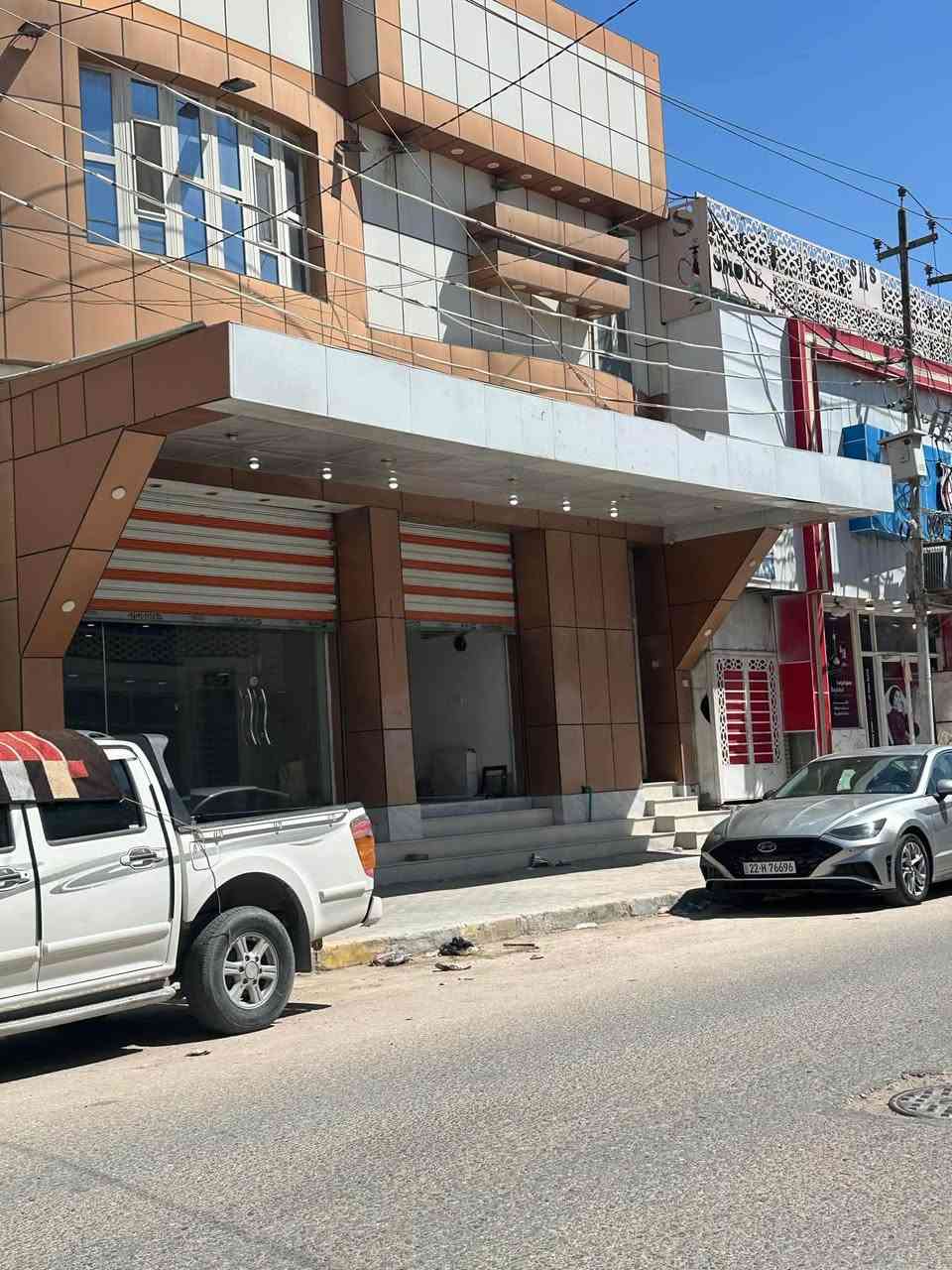 محلات للايجار مساحة 200 متر طابق ارضي
النجف حي الزهراء شارع ابو مخلص للاستفسار ***********
