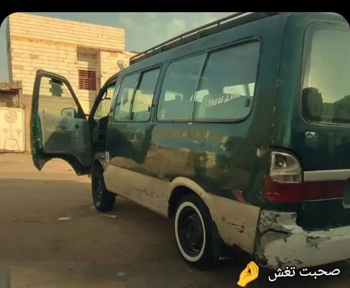 السلام عليكم بريجو 1996 مكينه كير اكسن بل صندوك ملطوبه مرور 400 وهيئه 150 فقط دواخل جديده راعيه موجود يمي السياره نكره سلف وكبل للشارع السعر 32 وبيهاا مجال للطيبين وهذه رقم صاحب السياره اني مكلف بل ***********

